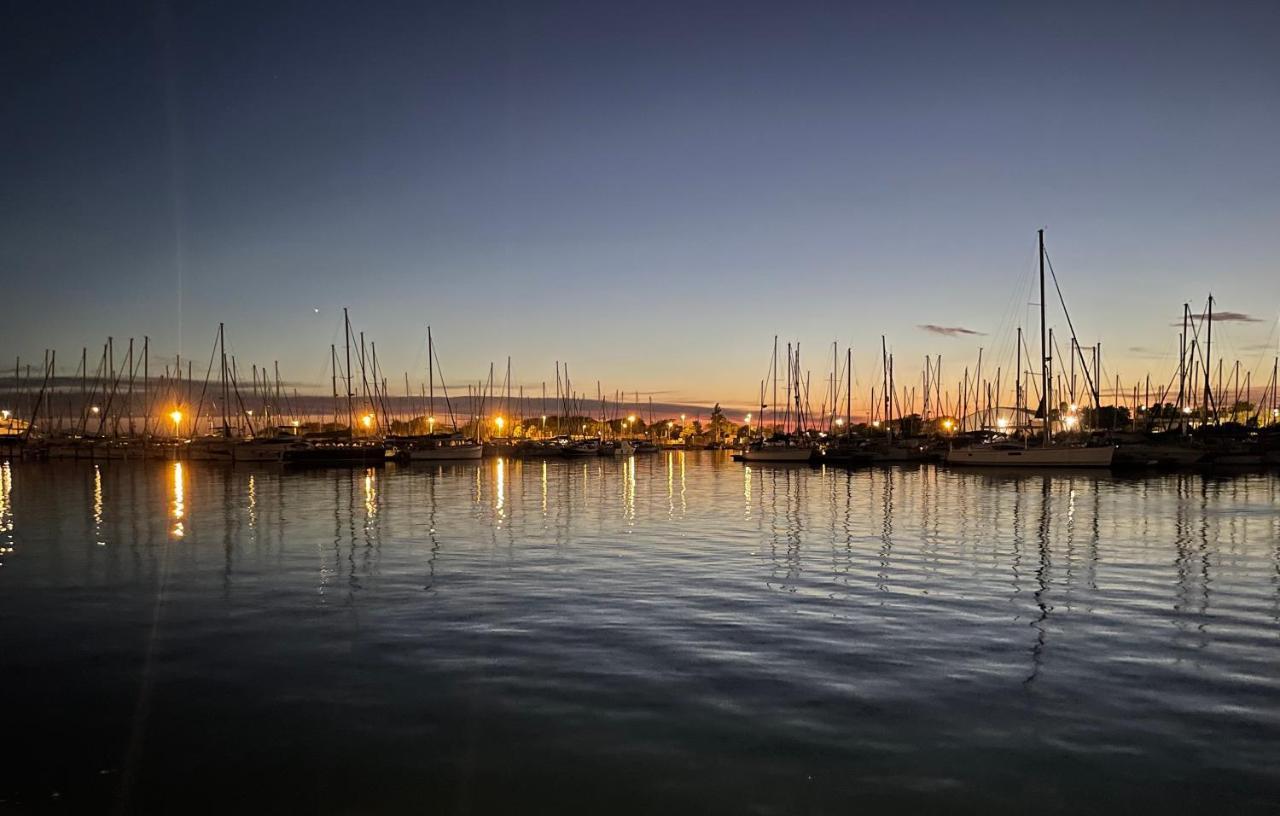 Studio Face A La Mer 4 Couchages - Gratuits Piscine Tennis Et Un Parking Prive Rare Et Tres Utile - Vue Magnifique Sur La Mer - Agreable En Toutes Saisons Ile Des Pecheurs - La Brigantine - Emplacement Et Vue Rares Au Cap D'Agde Exteriör bild