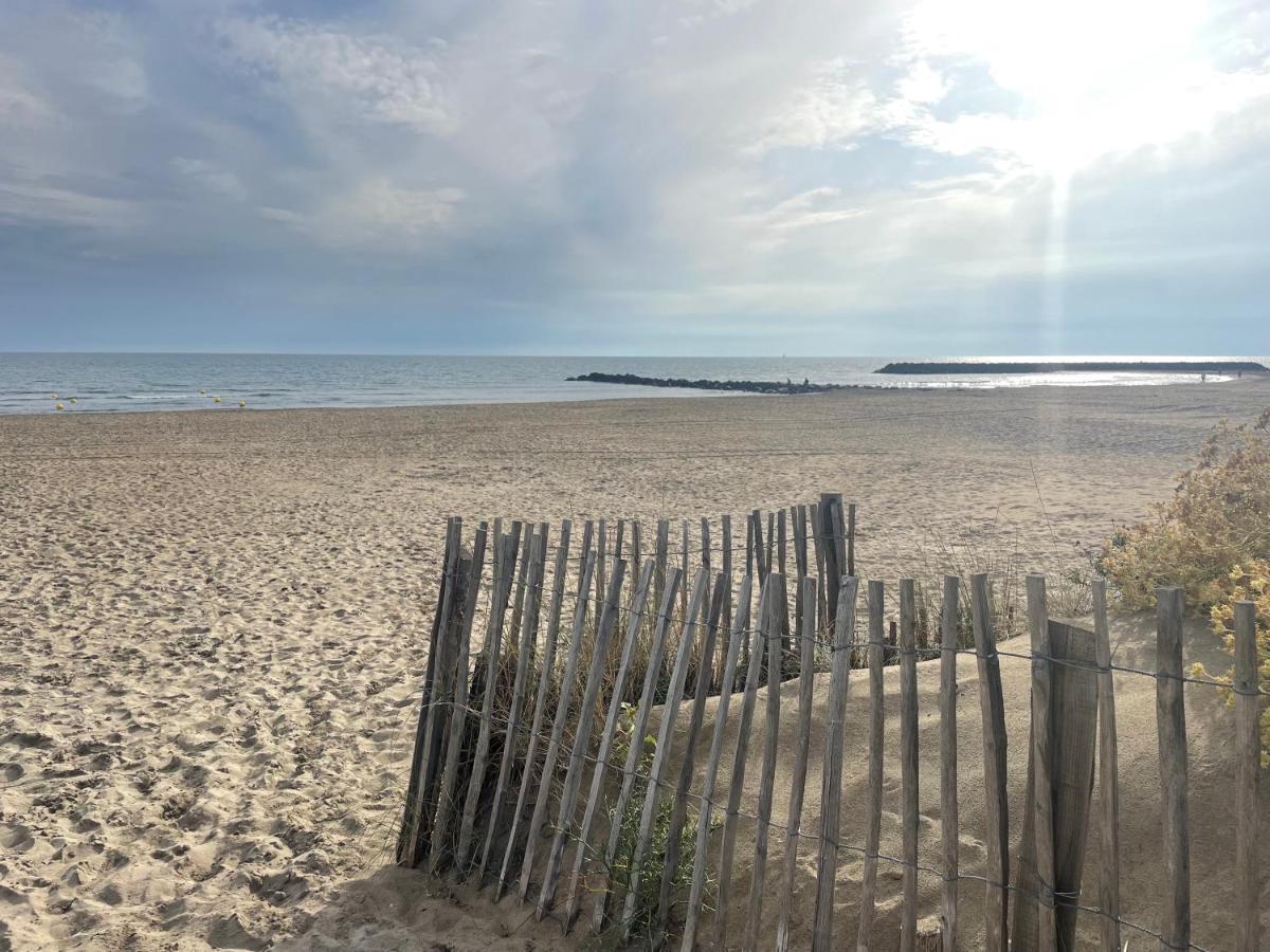Studio Face A La Mer 4 Couchages - Gratuits Piscine Tennis Et Un Parking Prive Rare Et Tres Utile - Vue Magnifique Sur La Mer - Agreable En Toutes Saisons Ile Des Pecheurs - La Brigantine - Emplacement Et Vue Rares Au Cap D'Agde Exteriör bild